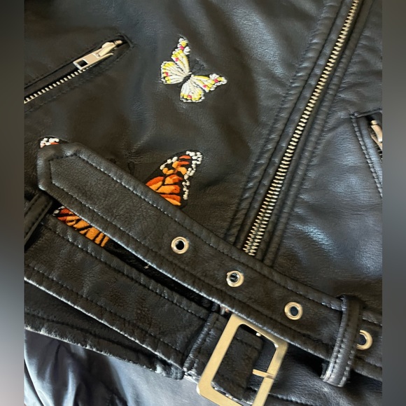 Hannah Banana Faux Leather Butterfly Motorcycle Jacket 🌵6 - Picture 10 of 14